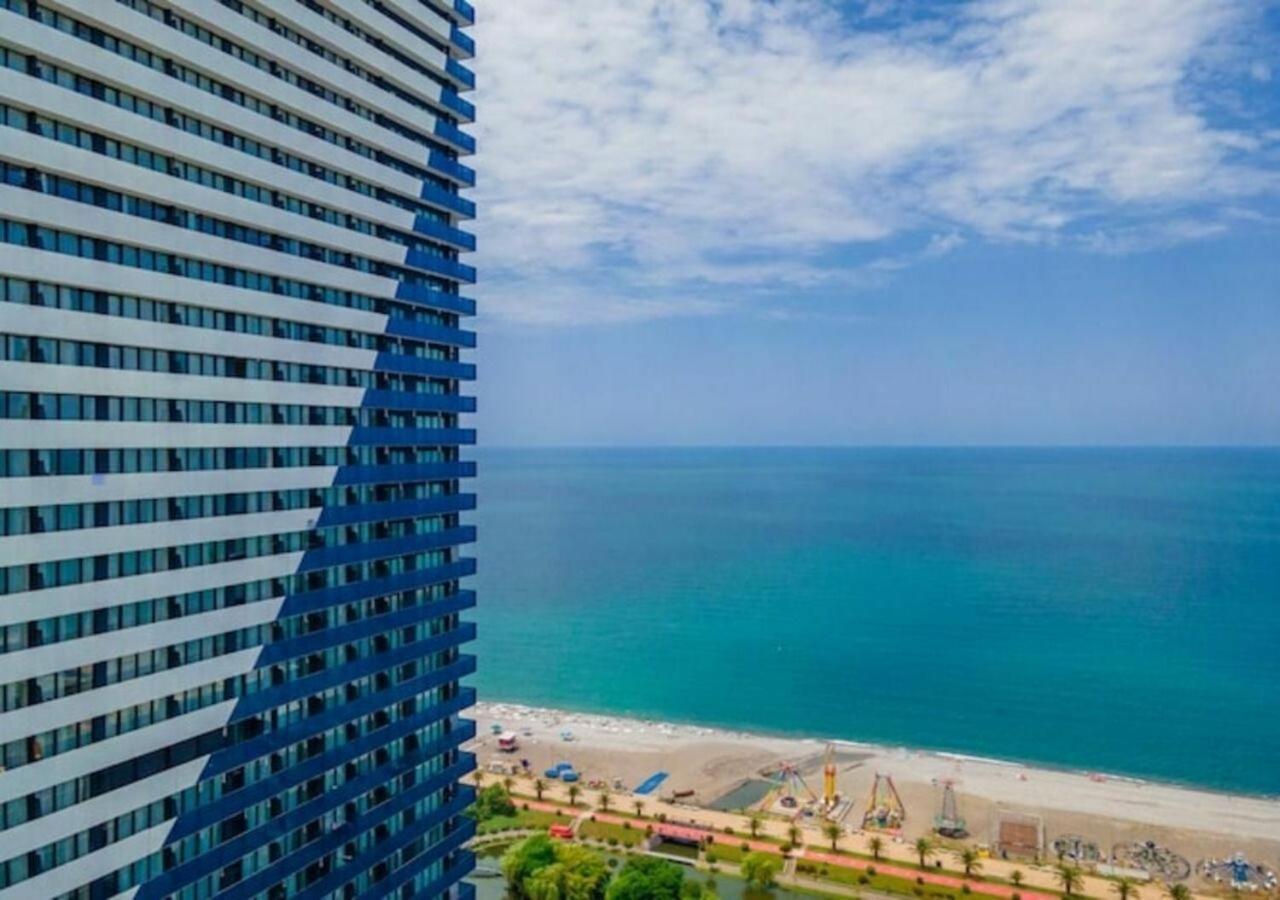 Orbi City Sea View Батуми Екстериор снимка