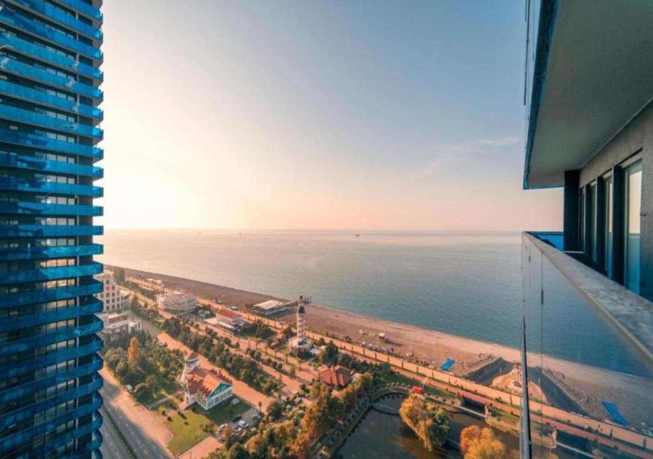 Orbi City Sea View Батуми Екстериор снимка