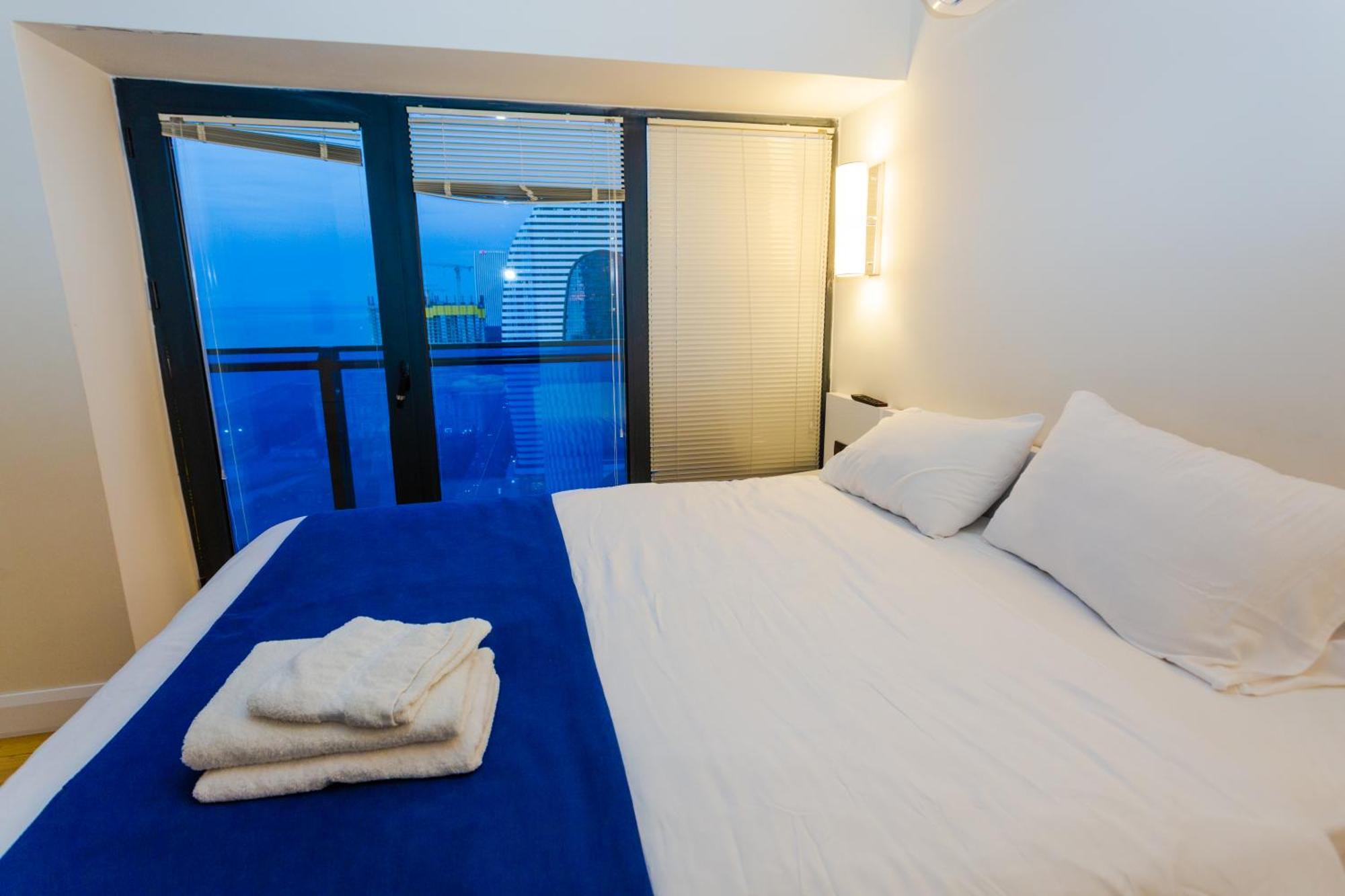 Orbi City Sea View Батуми Екстериор снимка