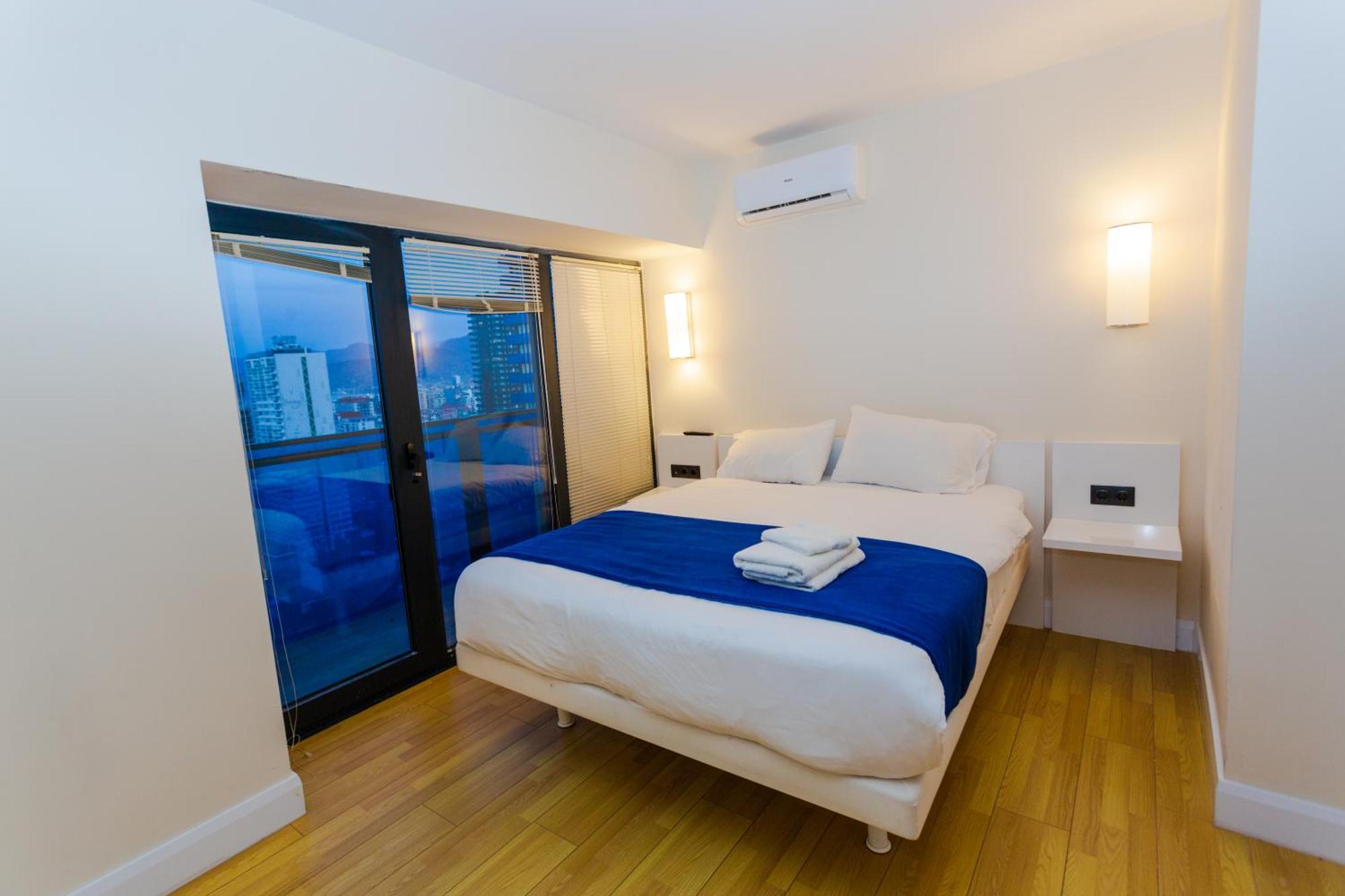 Orbi City Sea View Батуми Екстериор снимка